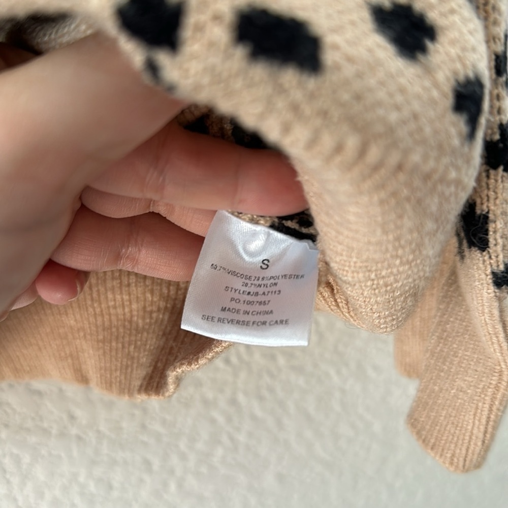 Pink Lily Brown Cheetah Print Cardigan Size S - Picture 3 of 6